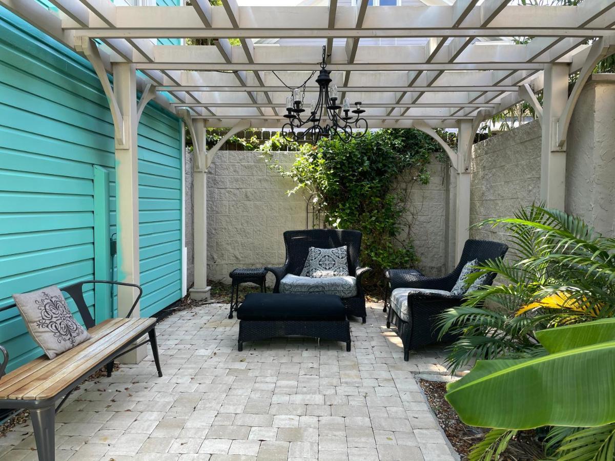Peace & Plenty Inn Bed And Breakfast Downtown St Augustine-Adults Only เซนต์ออกัสติน ภายนอก รูปภาพ