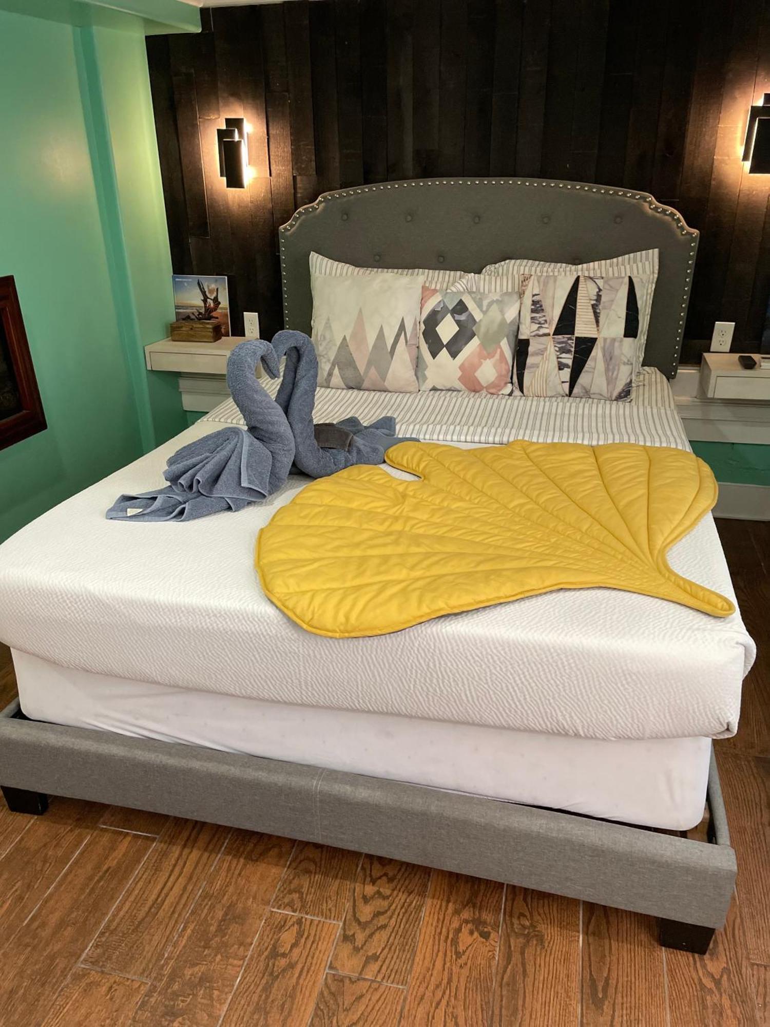 Peace & Plenty Inn Bed And Breakfast Downtown St Augustine-Adults Only เซนต์ออกัสติน ภายนอก รูปภาพ