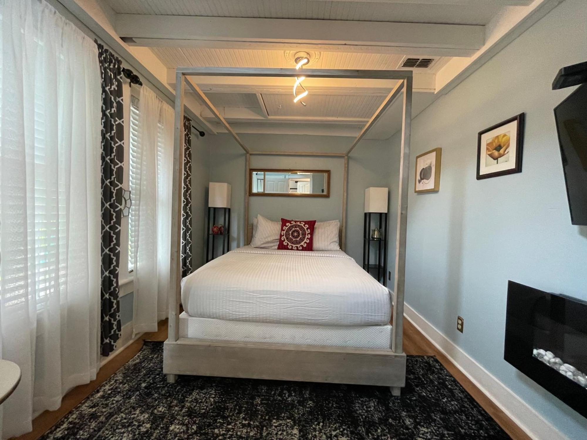 Peace & Plenty Inn Bed And Breakfast Downtown St Augustine-Adults Only เซนต์ออกัสติน ภายนอก รูปภาพ