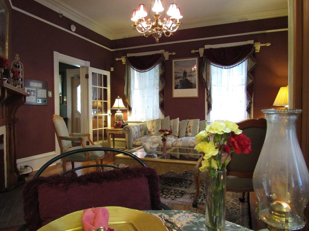 Peace & Plenty Inn Bed And Breakfast Downtown St Augustine-Adults Only เซนต์ออกัสติน ภายนอก รูปภาพ