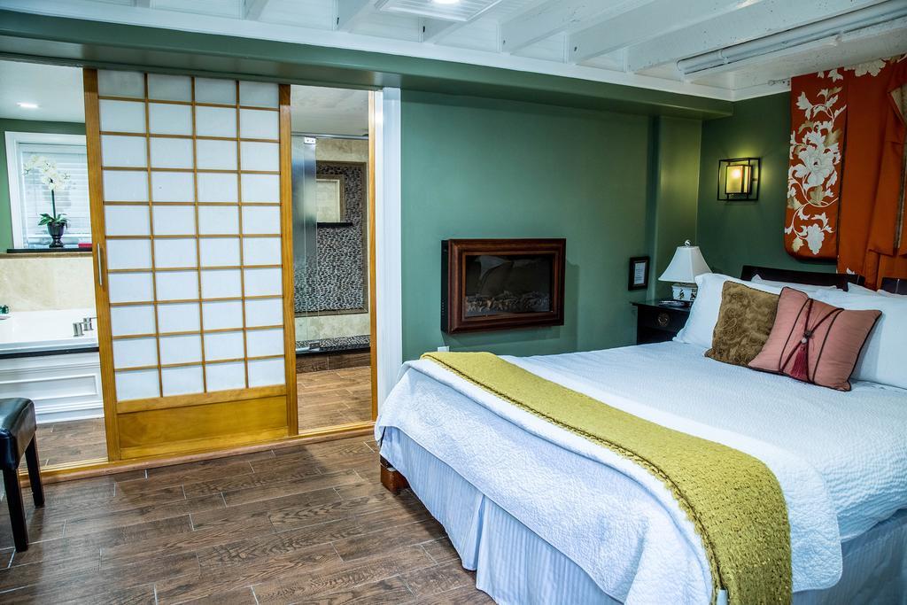 Peace & Plenty Inn Bed And Breakfast Downtown St Augustine-Adults Only เซนต์ออกัสติน ภายนอก รูปภาพ